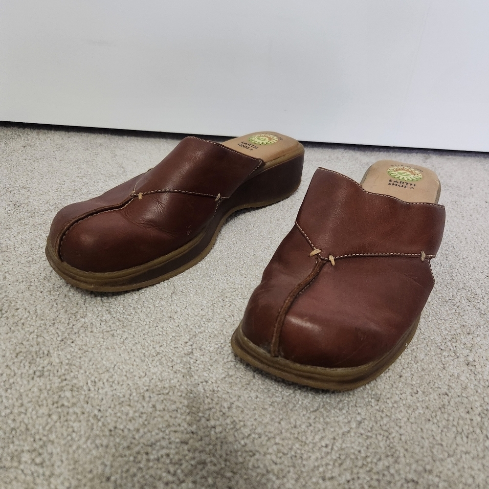 Earth Shoes Gelron 2000 Woman’s Size 10 Slip On Clogs Tan Brown Leather